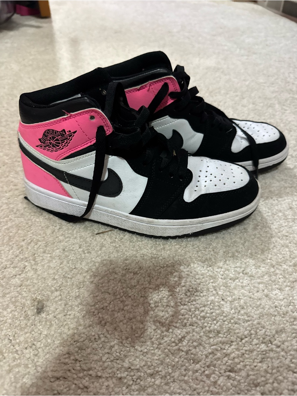 Jordan Kids' High-Top Sneakers in Pink, Black & White